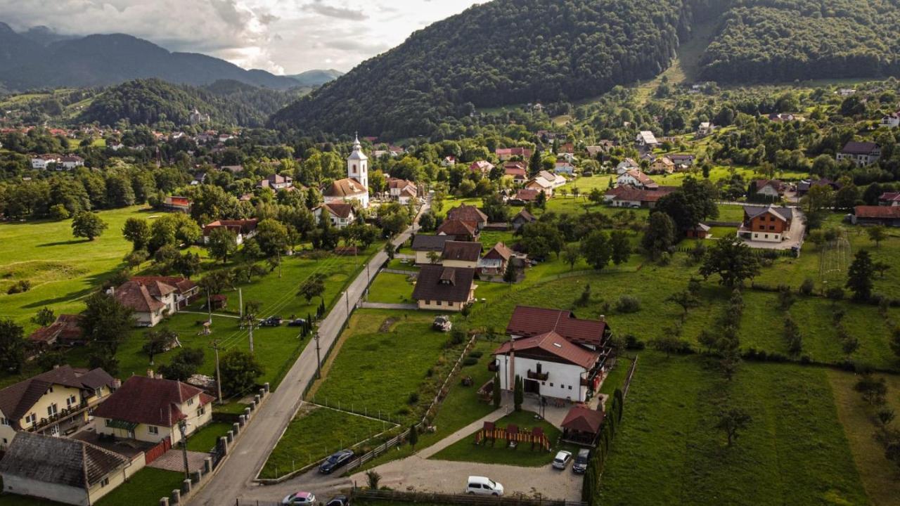 Serena Guesthouse Bran Bran  Dış mekan fotoğraf