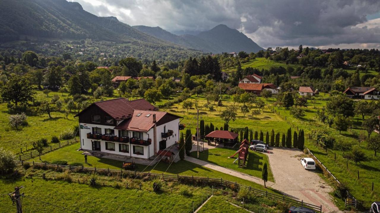 Serena Guesthouse Bran Bran  Dış mekan fotoğraf