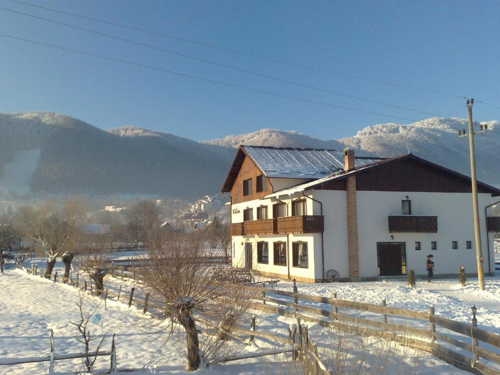 Serena Guesthouse Bran Bran  Dış mekan fotoğraf