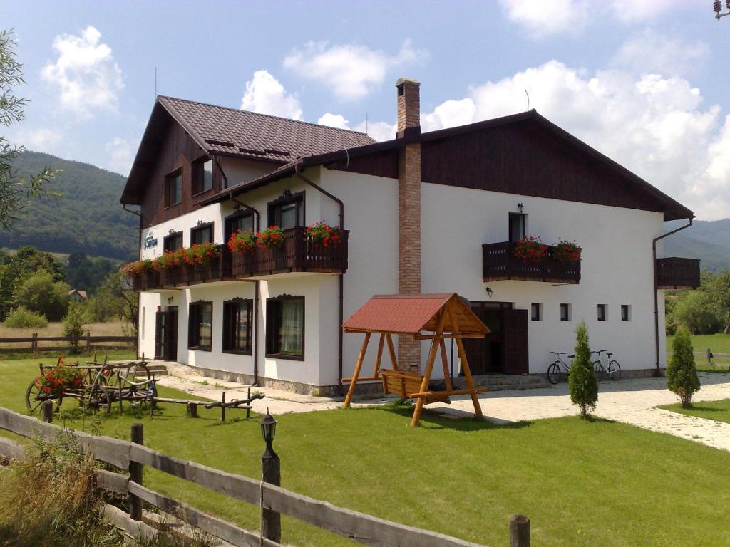 Serena Guesthouse Bran Bran  Dış mekan fotoğraf